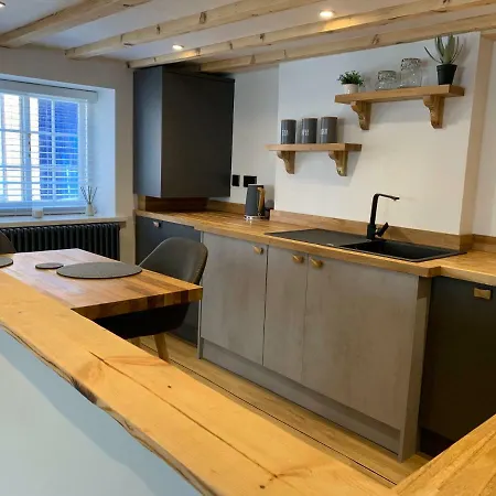 The Old Post Office 度假居 *