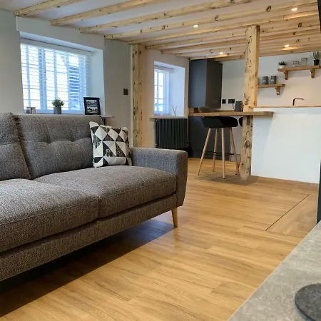 The Old Post Office * 惠特比